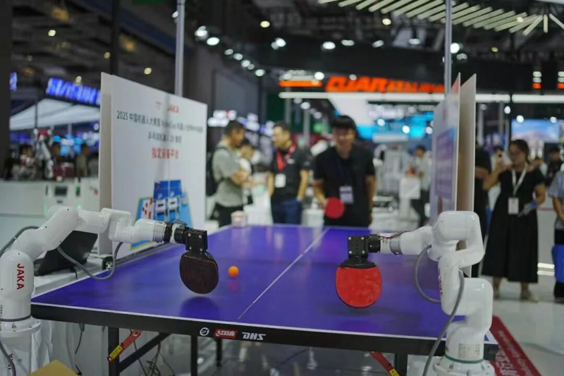 破局机器人行业“人才荒”，中侨节卡机器人产业学院这样做(图1)