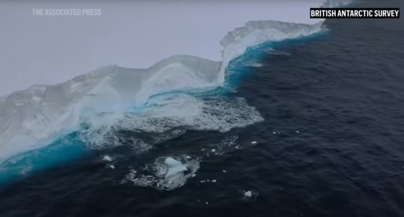 重达 1 万亿吨！全球最大冰山 A23a 正开始崩解(图1)