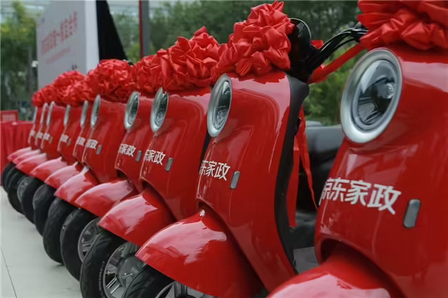 家政服务场景专用，京东定制爱玛电动车首批交付(图1)