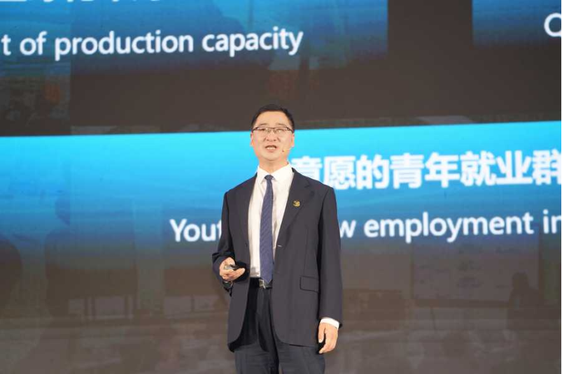 3000万台快反王2下线铸里程碑，全球科技大会擘画未来智造(图4)