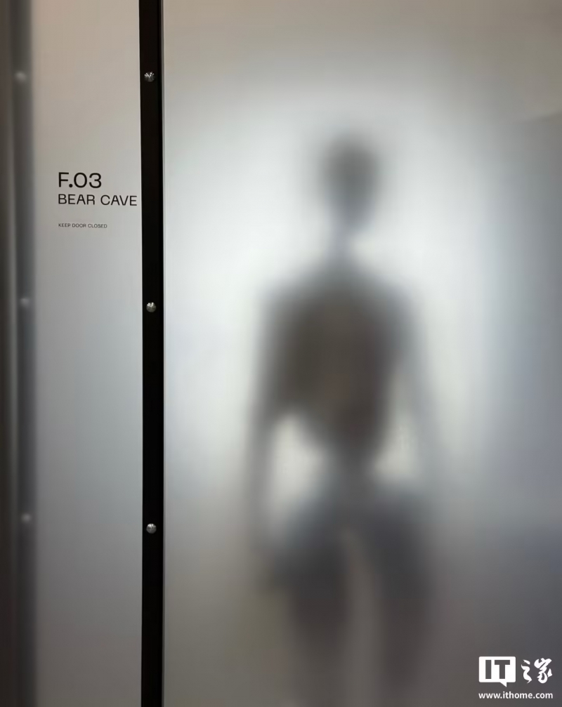 Figure CEO：将在四年内部署 10 万台人形机器人，改变劳动力市场(图1)