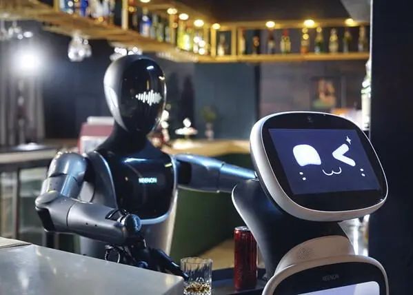 探索更多应用场景，浦东人形机器人企业又有新动作(图1)