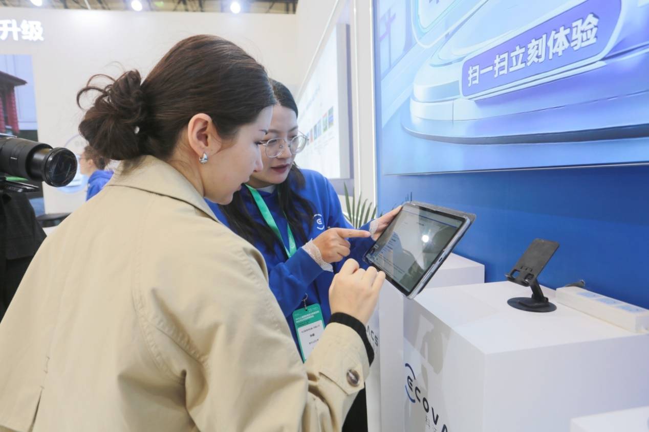 科沃斯商用清洁机器人亮相2025 CCE清洁展：助力酒店行业“科技溢价”转型(图4)