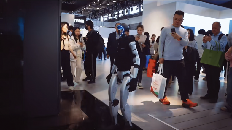 洗护行业被机器人撞了一下腰！这样的科技cp你见过吗？(图5)