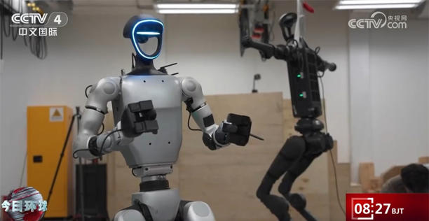 从自主站立到走进多种应用场景 人形机器人加速“进化”展现科技实力(图1)