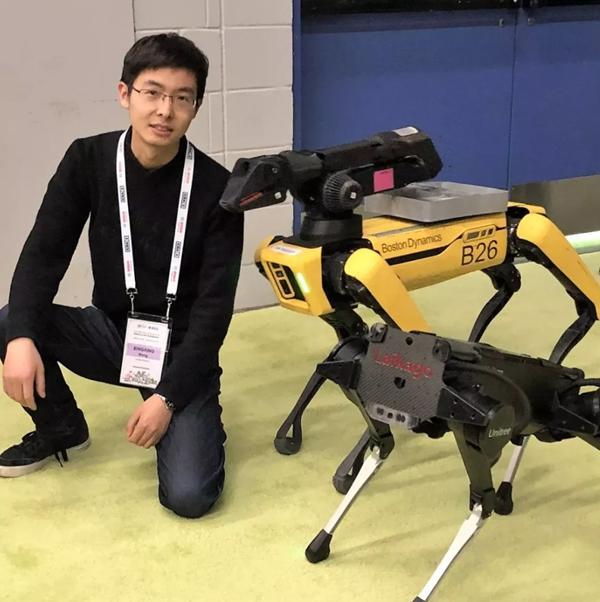 为什么他的机器人能上春晚(图1)