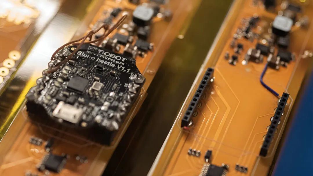 仅需1瓦就能驱动前行 普林斯顿大学eViper软体机器人曝光(图5)