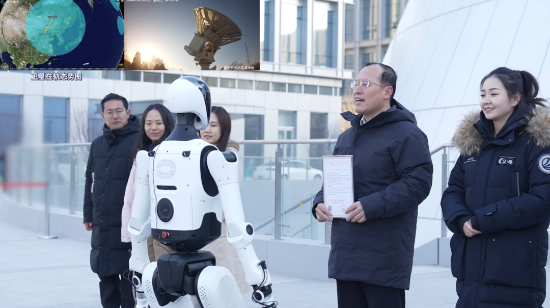 全球首次！具身智能机器人直连卫星，完成地面无网络环境自主作业(图2)